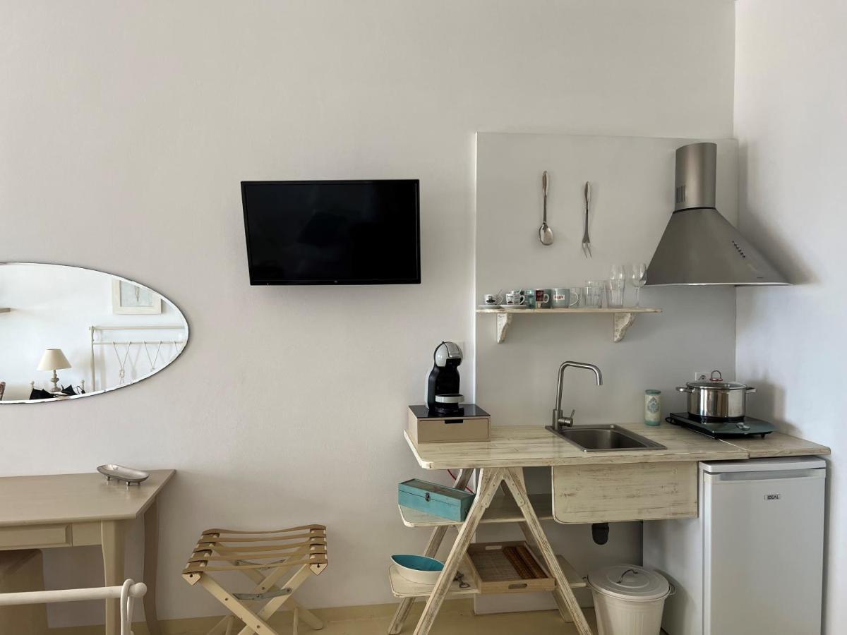 Heavenly Milos Suites Αγία Κυριακή Παραλία Εξωτερικό φωτογραφία